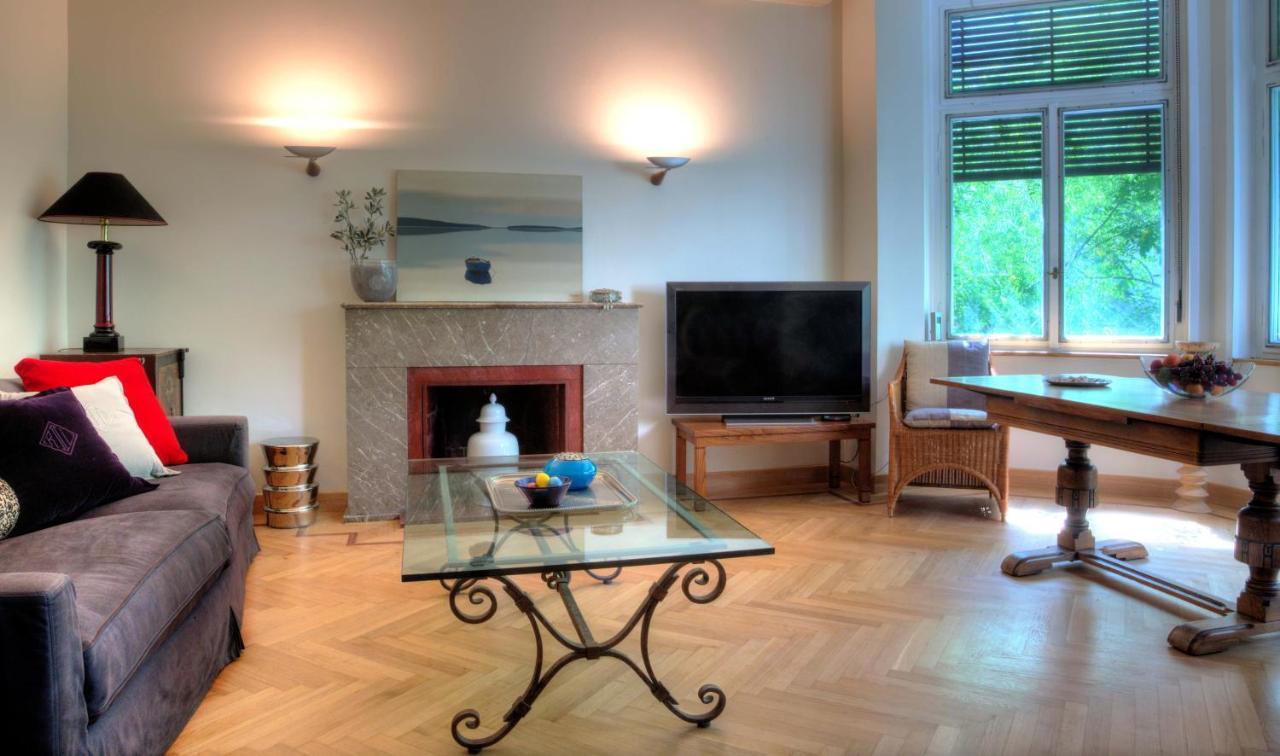 Kolonaki "Centrale" Luxury Apartment Афины Экстерьер фото